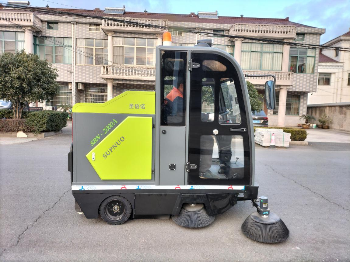 诸暨龙马清扫车