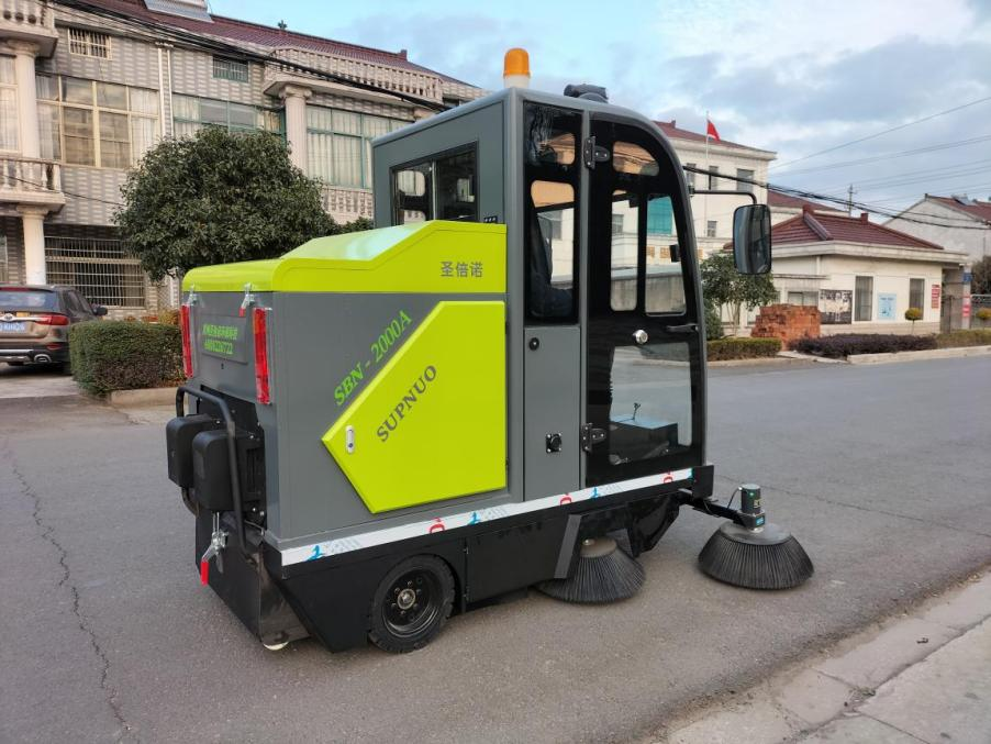 诸暨龙建清扫车_0